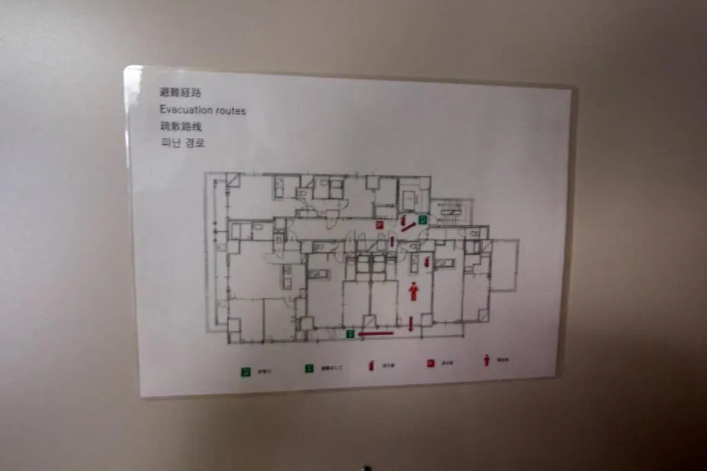 ようこそ札幌へ! 大通公園まで地下鉄10分 定員6名 Firetv完備 1階はセコマ Appartement