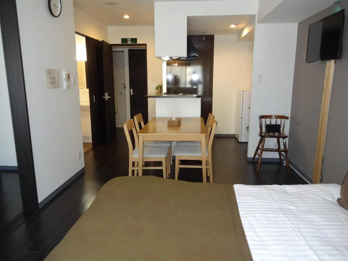 ようこそ札幌へ! 大通公園まで地下鉄10分 定員6名 Firetv完備 1階はセコマ Appartement