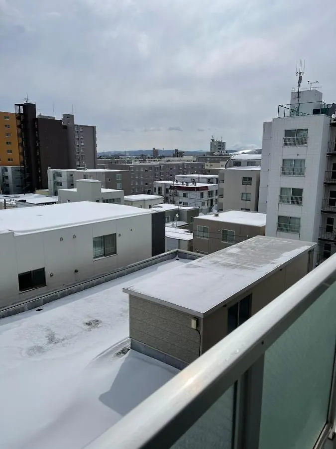 ようこそ札幌へ! 大通公園まで地下鉄10分 定員6名 Firetv完備 1階はセコマ Apartment 0*, Sapporo Japan